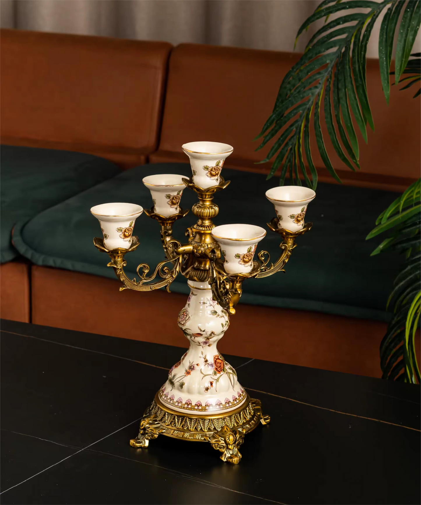 European  Vintage  Golden Pattern One Arm Candlestick Holder