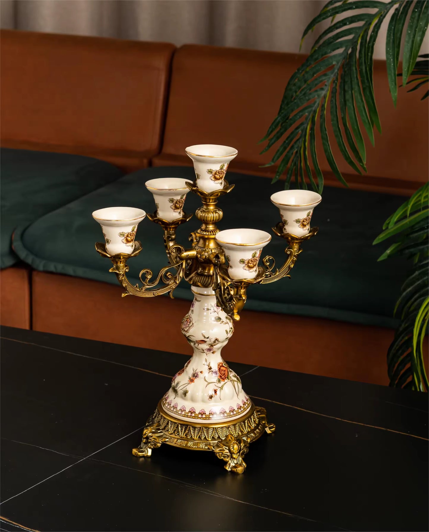 European  Vintage  Golden Pattern One Arm Candlestick Holder